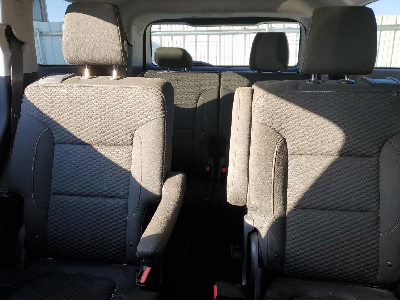 2019 GMC Acadia - Image 10