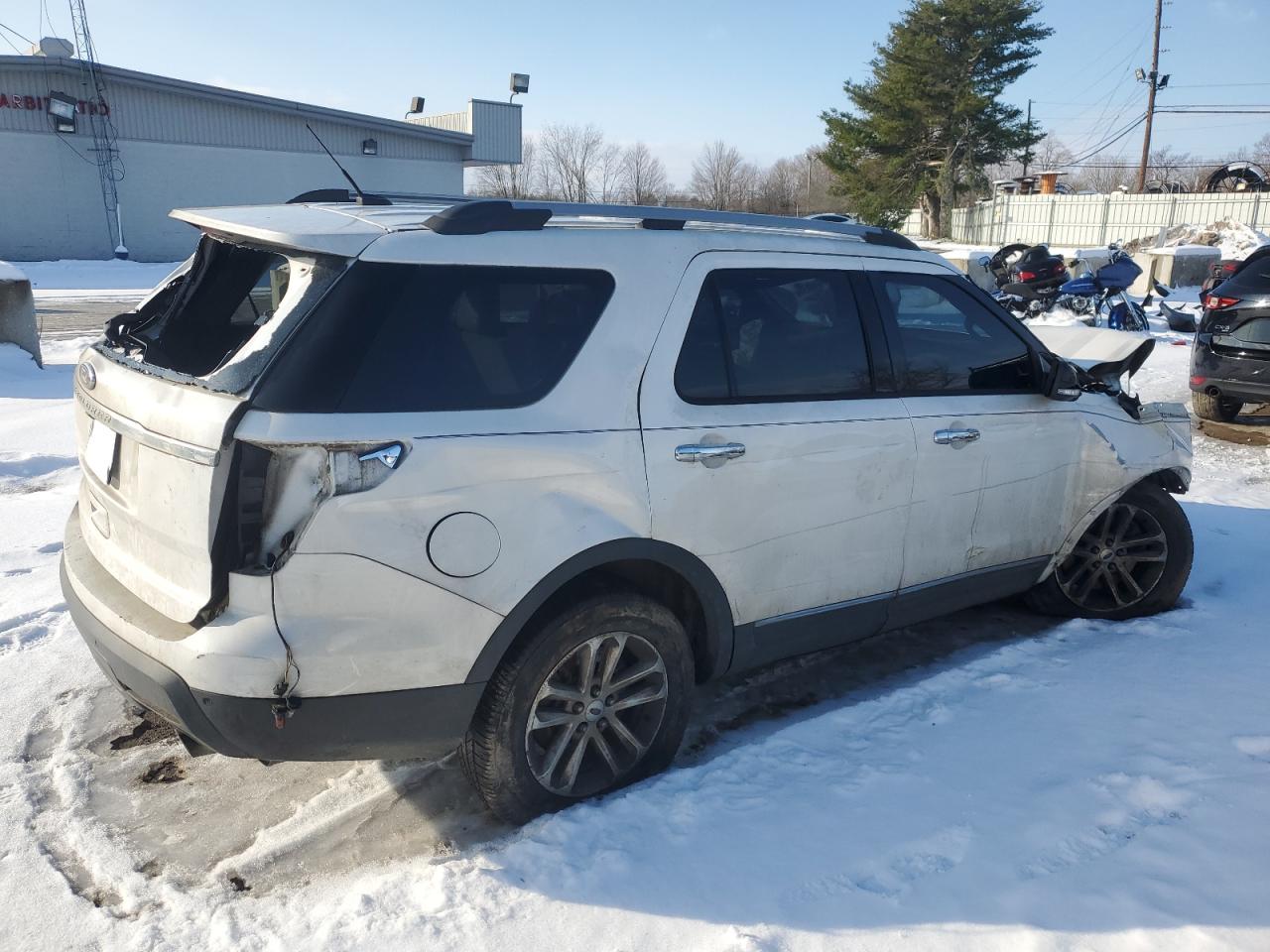 2014 Ford Explorer - Image 3