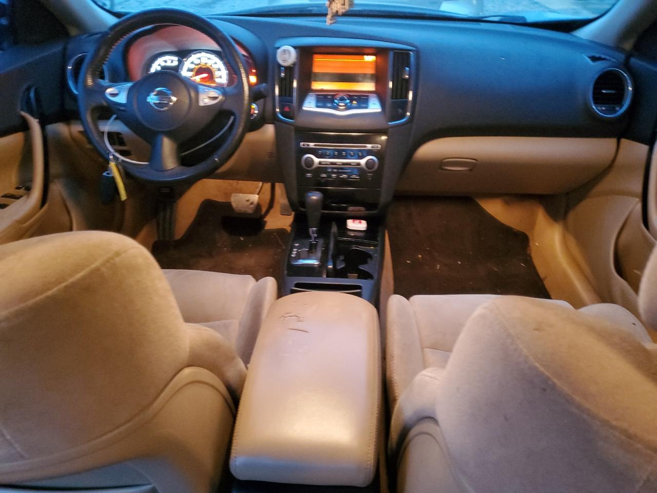 2009 Nissan Maxima - Image 8