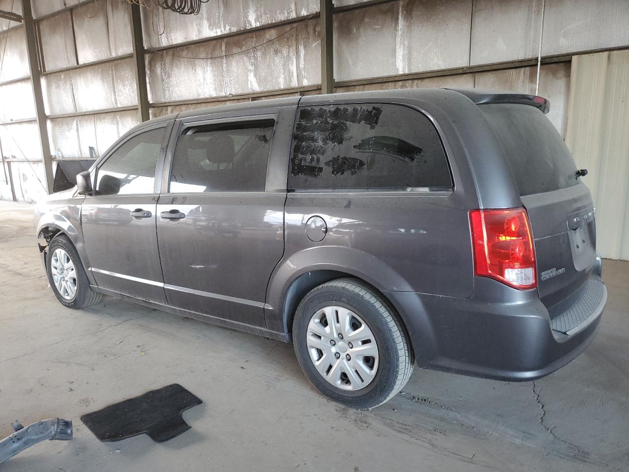 2019 Dodge Caravan - Image 2
