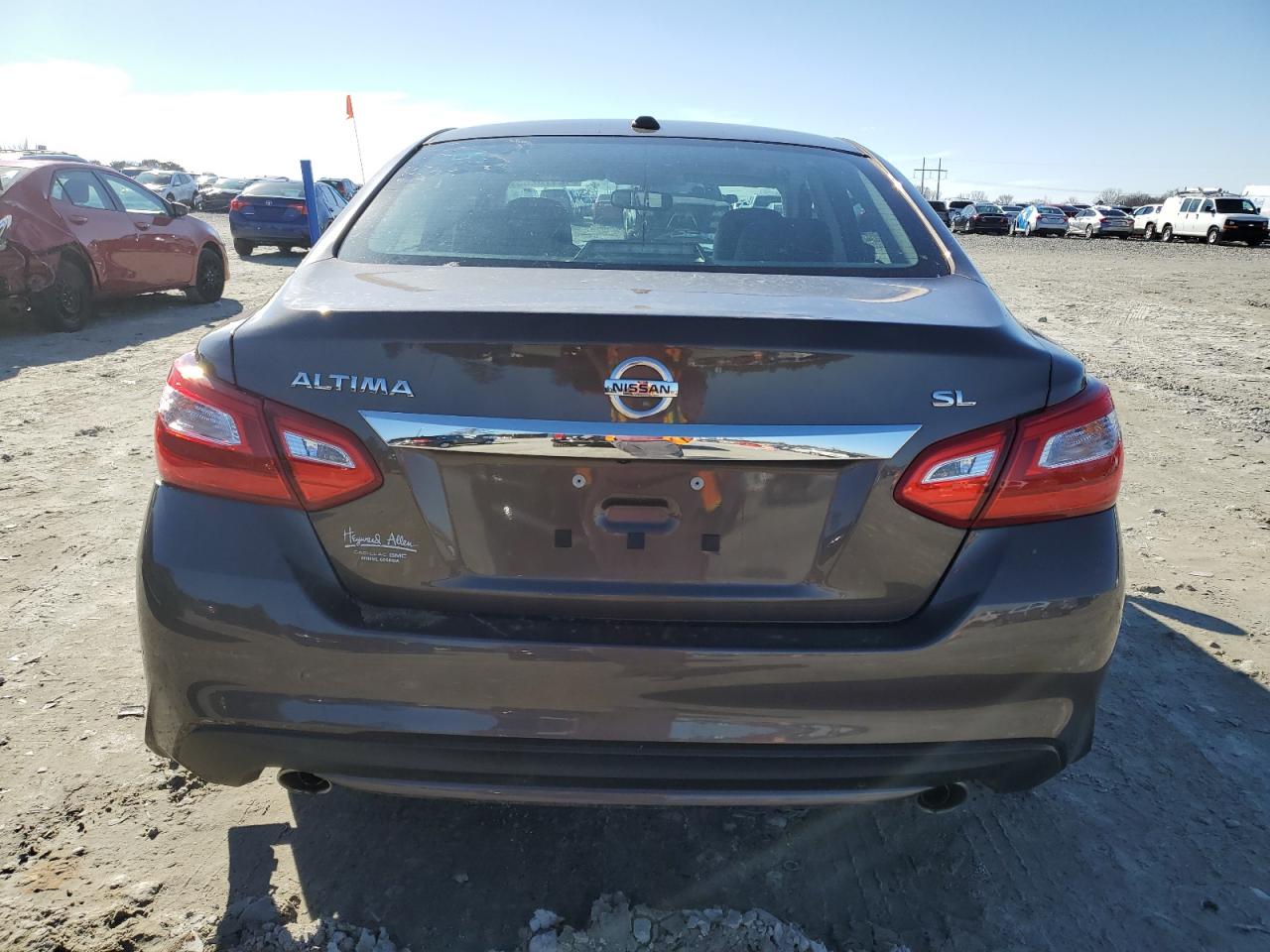2016 Nissan Altima - Image 6