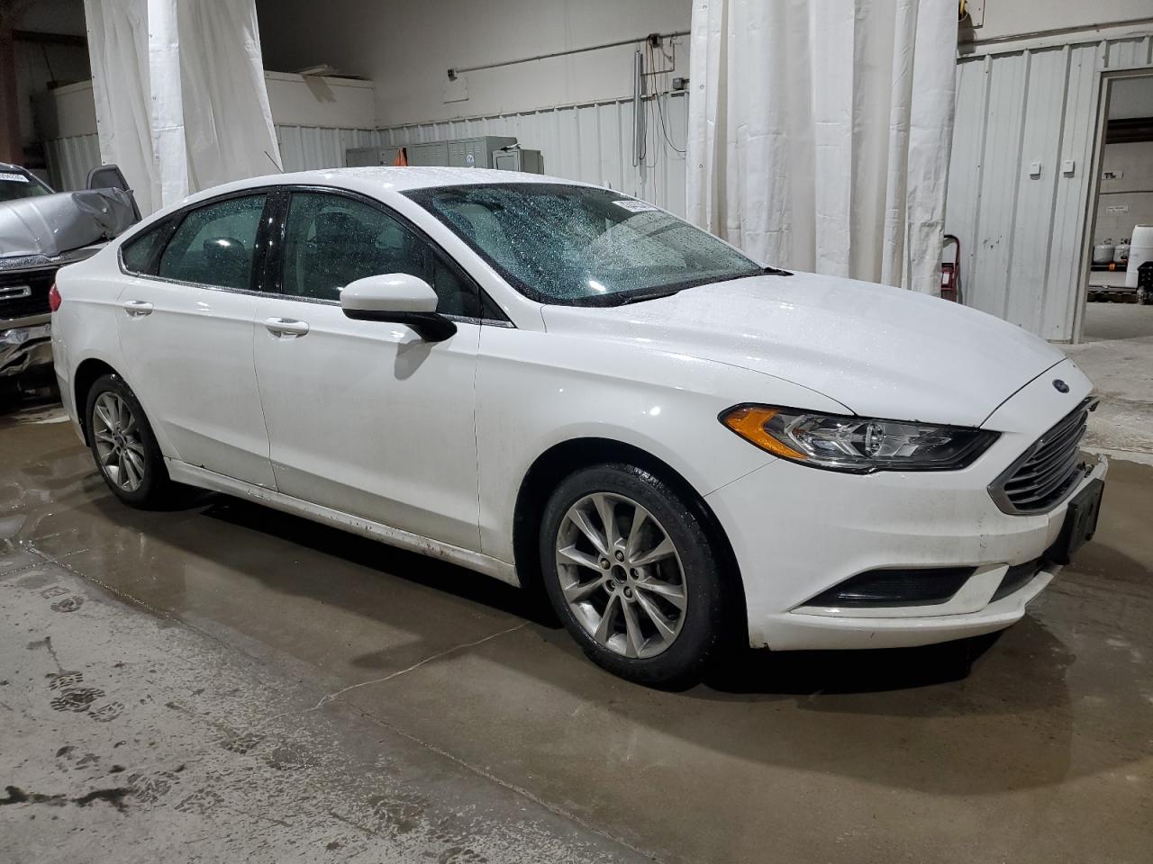2017 Ford Fusion - Image 4