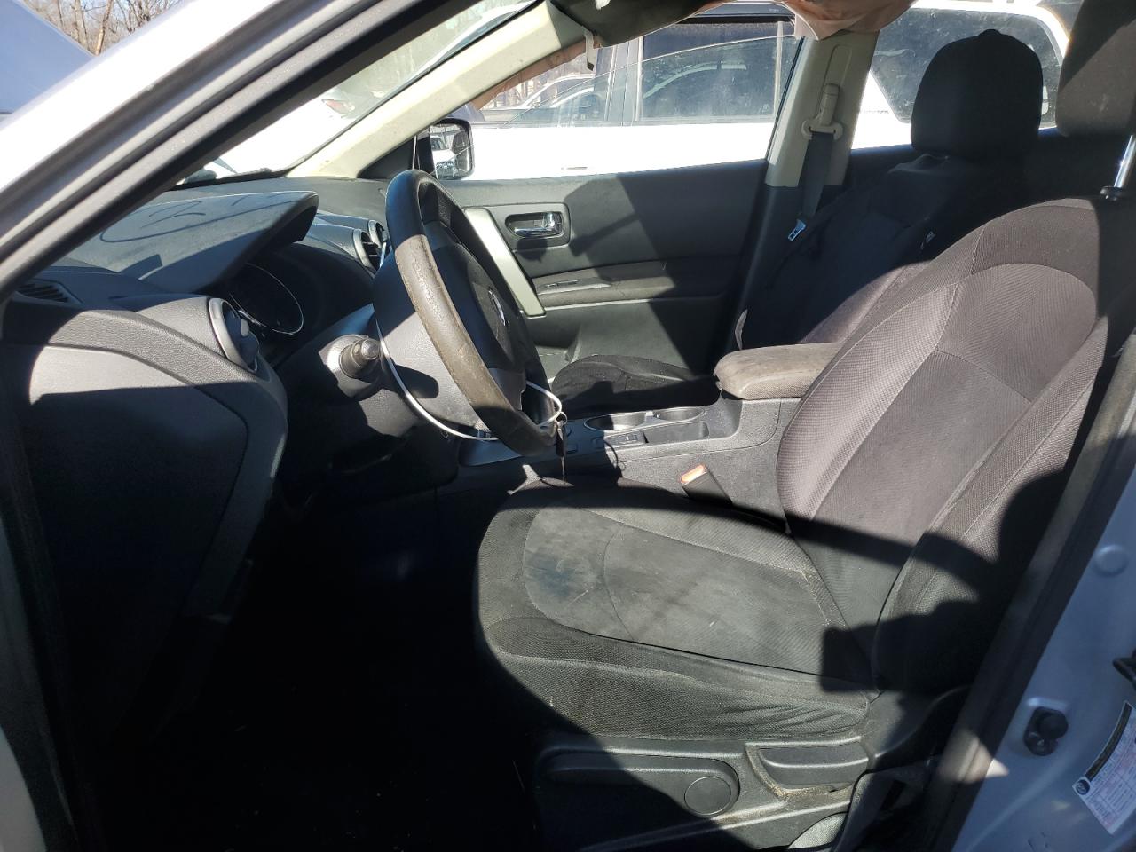 2012 Nissan Rogue - Image 7