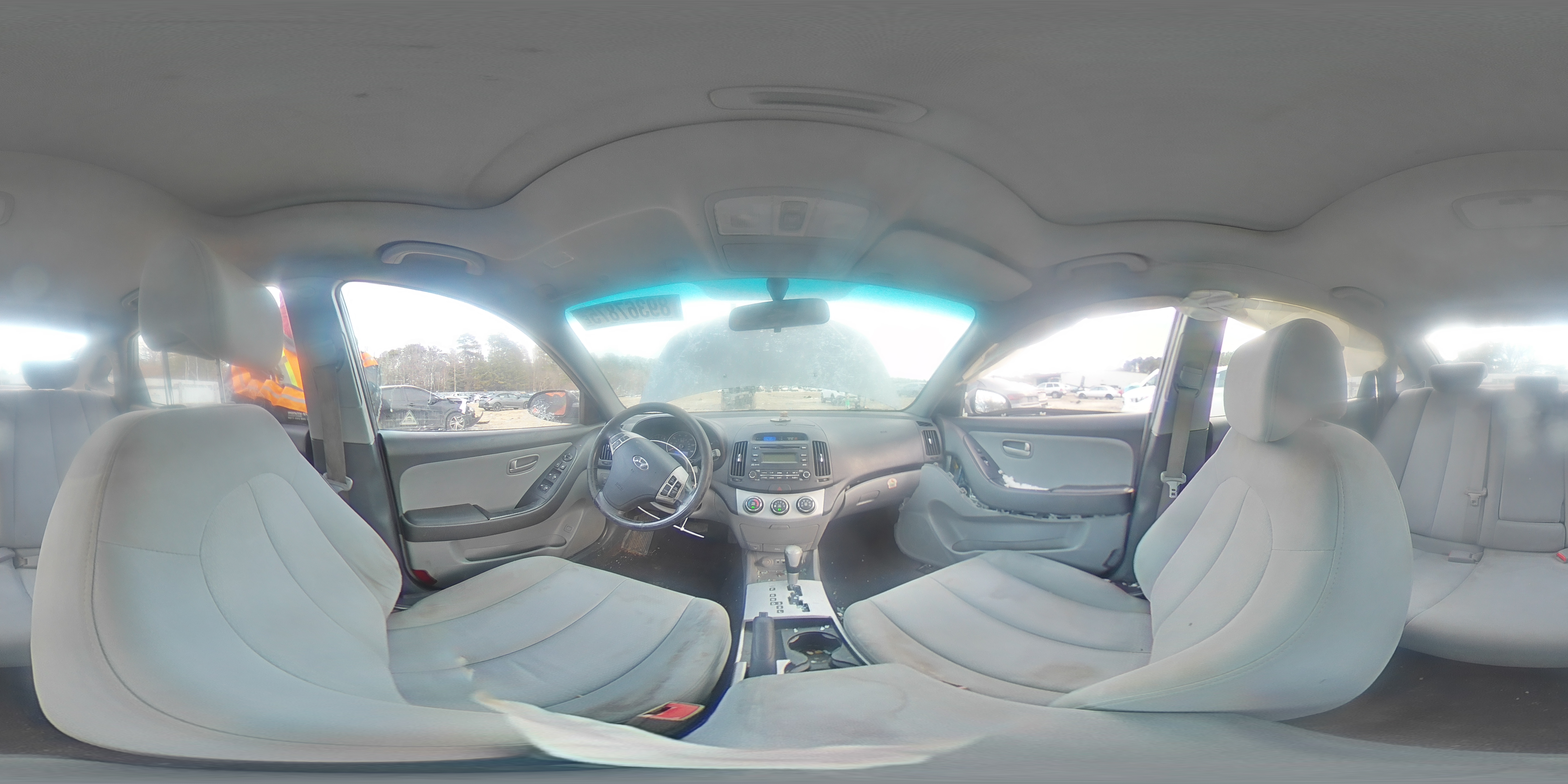 2009 Hyundai Elantra - Image 12