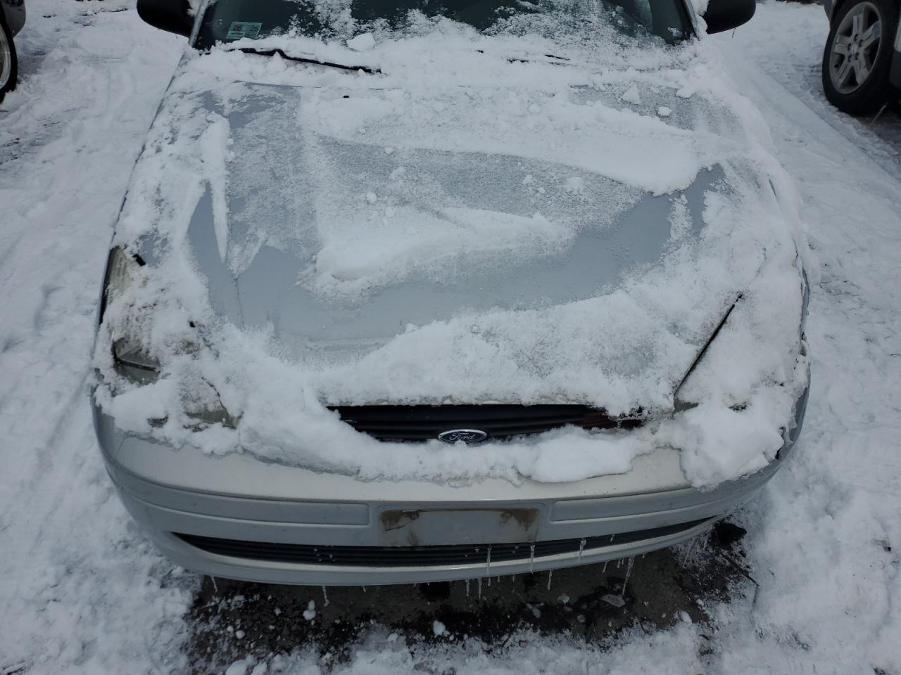 2001 Ford Focus - Image 11