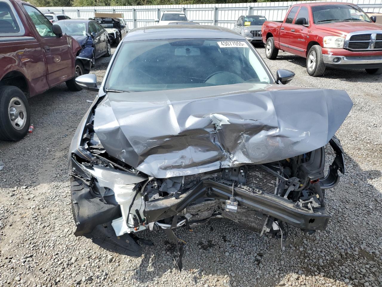 2017 Volkswagen Passat - Image 6