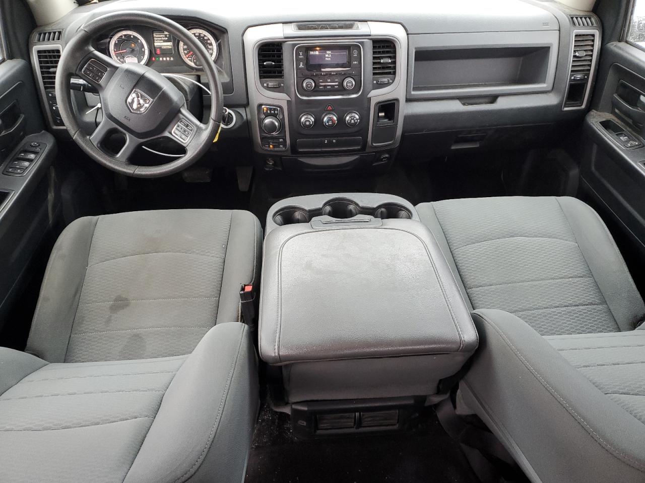 2016 RAM 1500 - Image 8