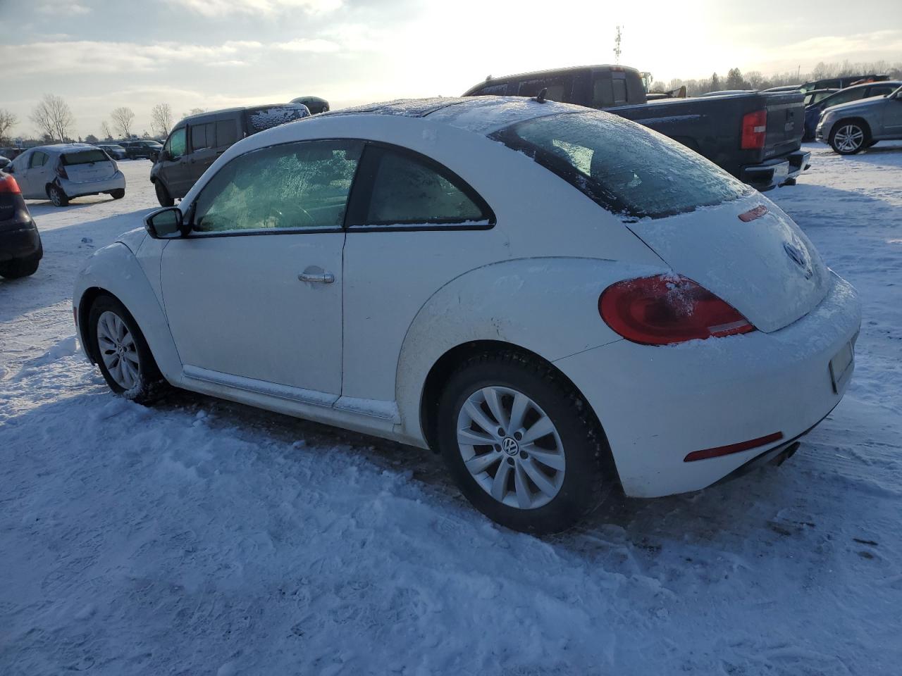 2013 Volkswagen Beetle - Image 2