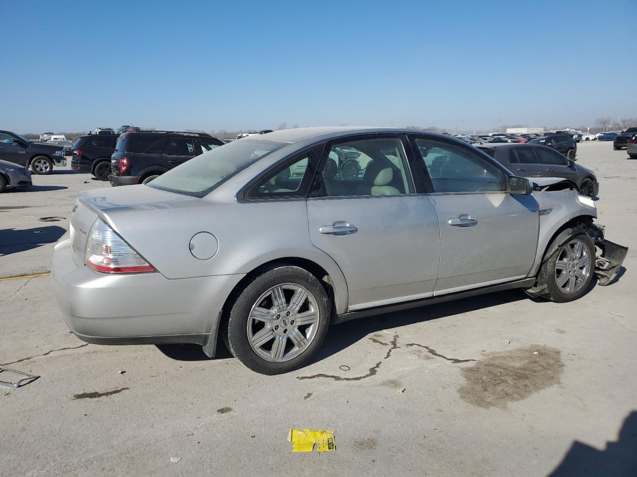 2009 Ford Taurus - Image 3