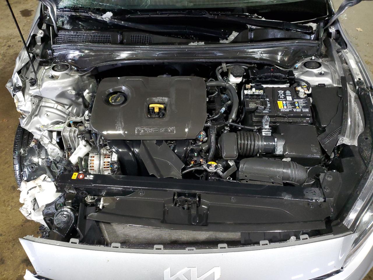 2023 Kia Forte - Image 11