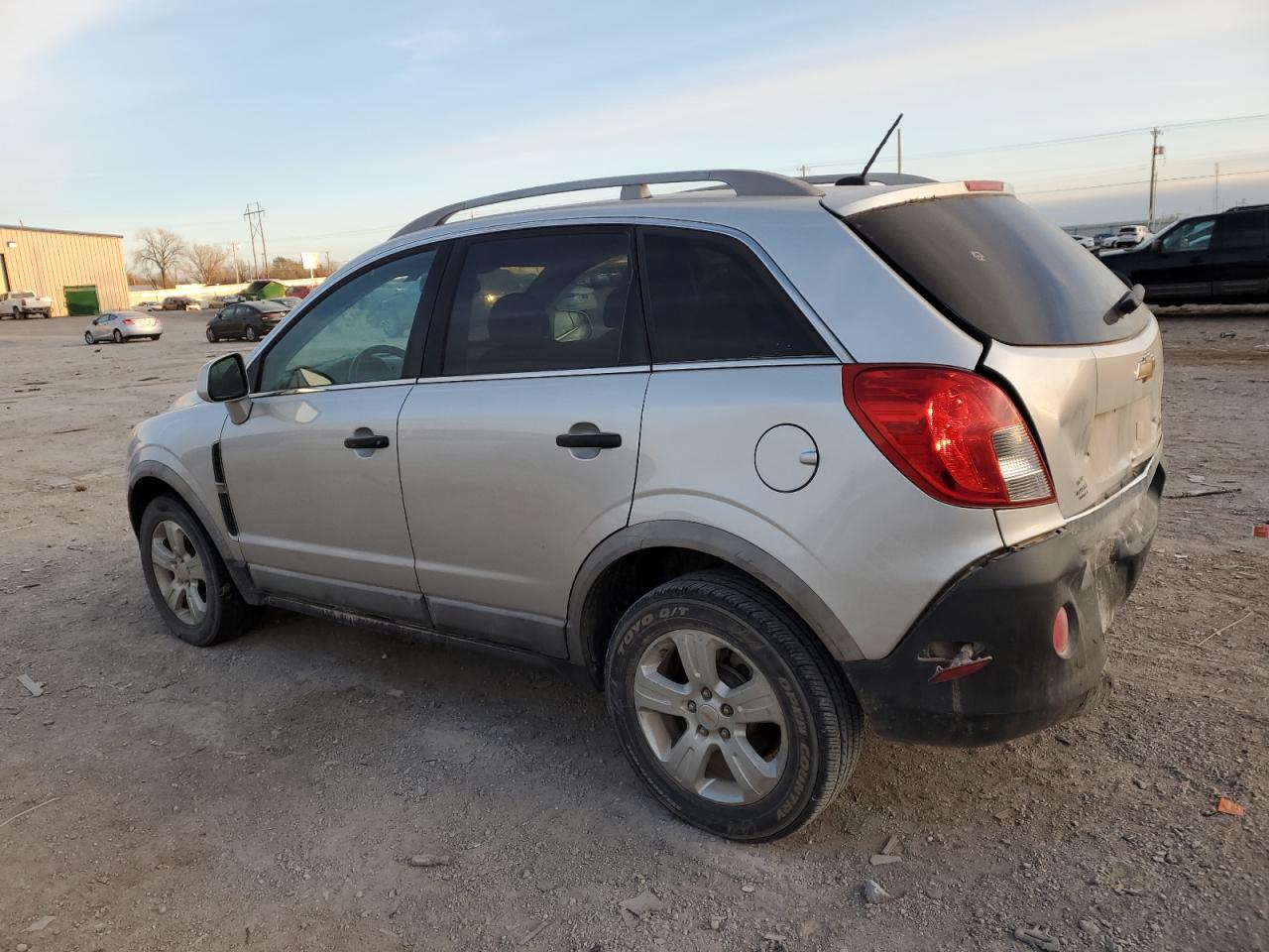 2014 Chevrolet Captiva - Image 2