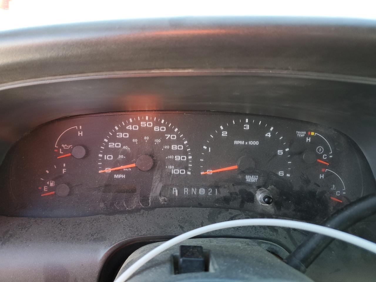 2002 Ford Excursion - Image 9