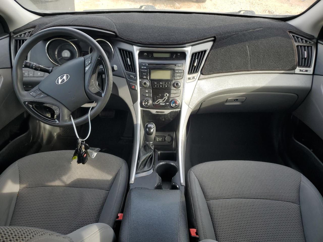 2013 Hyundai Sonata - Image 8
