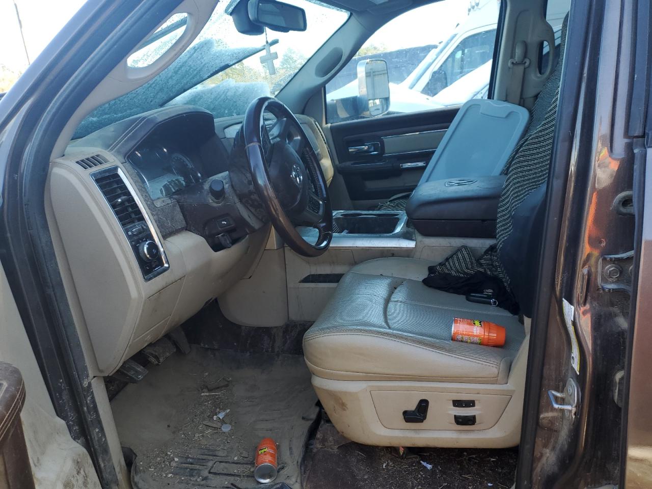 2018 RAM 3500 - Image 7