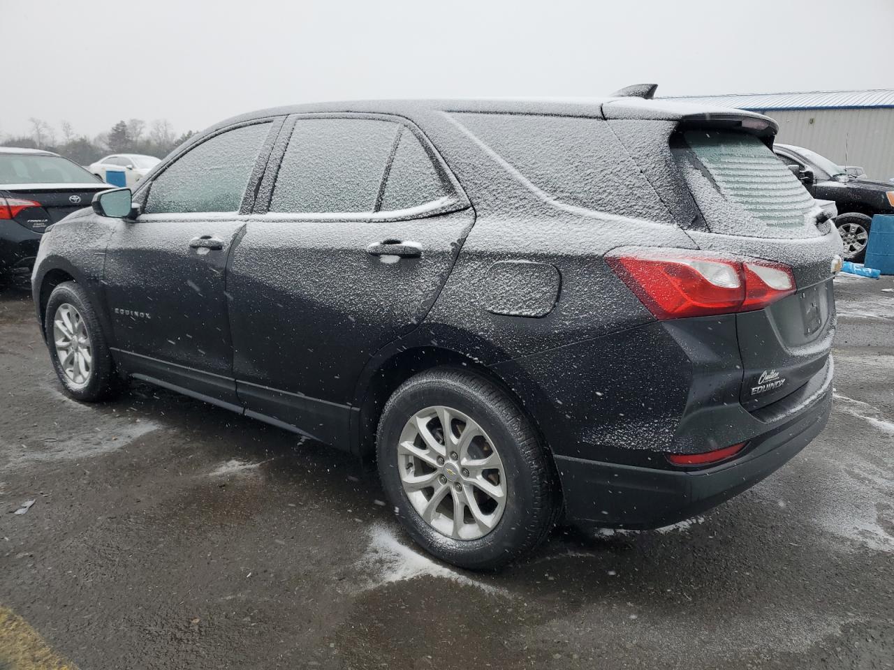 2020 Chevrolet Equinox - Image 2