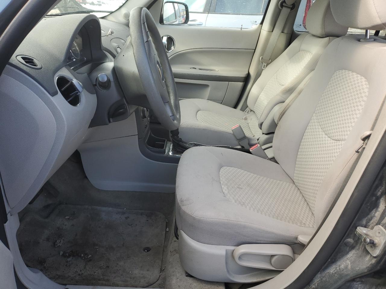 2011 Chevrolet HHR - Image 7