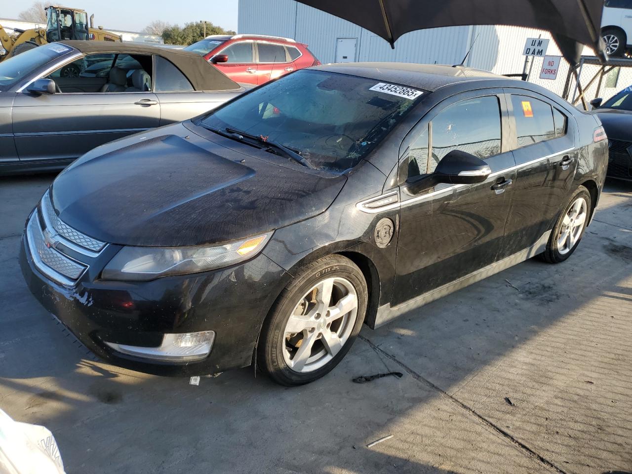 2014 Chevrolet Volt - Image 1