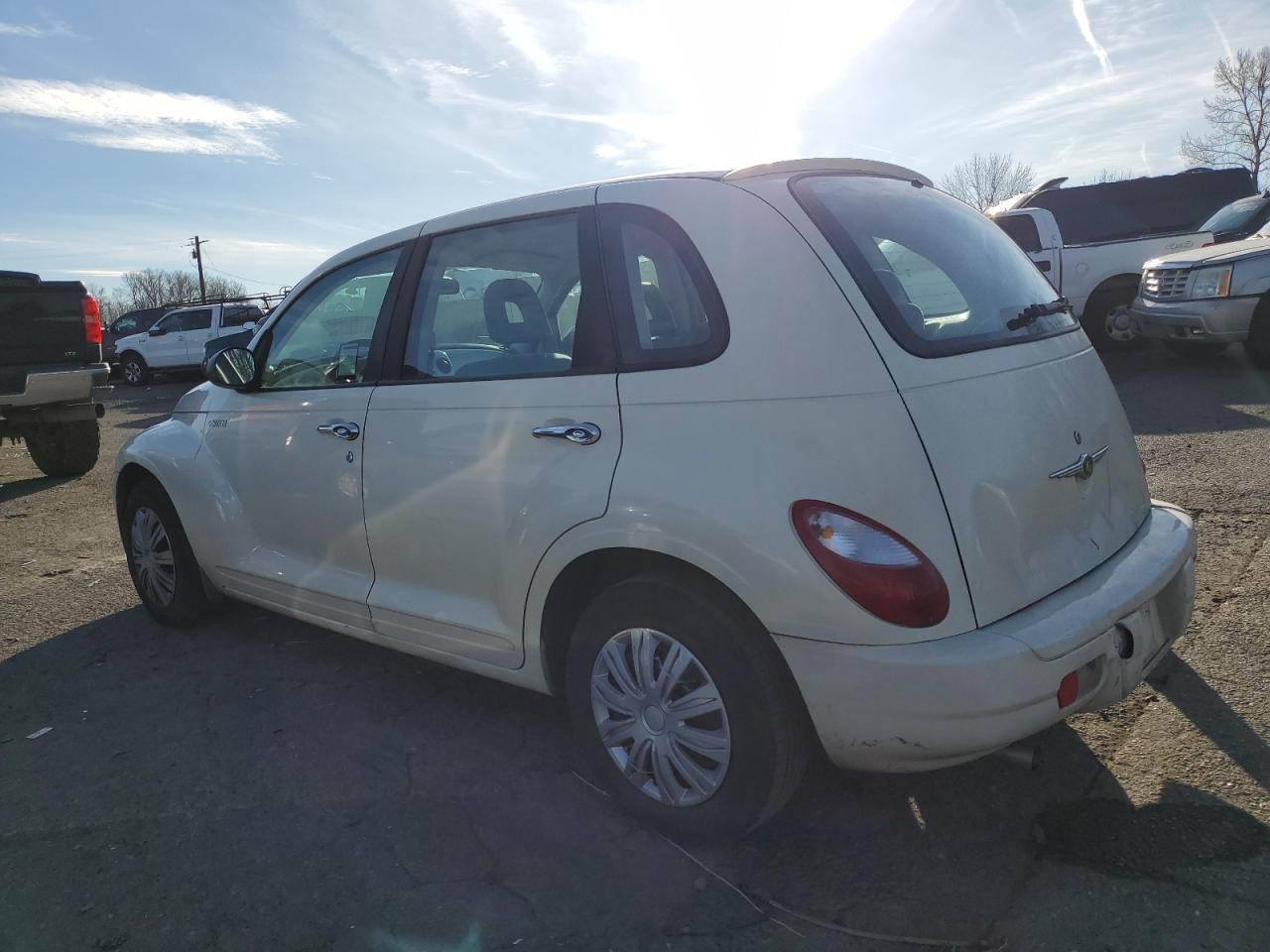 2006 Chrysler PT Cruiser - Image 2
