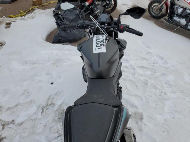  KAWASAKI ER400 D 2023 Черный