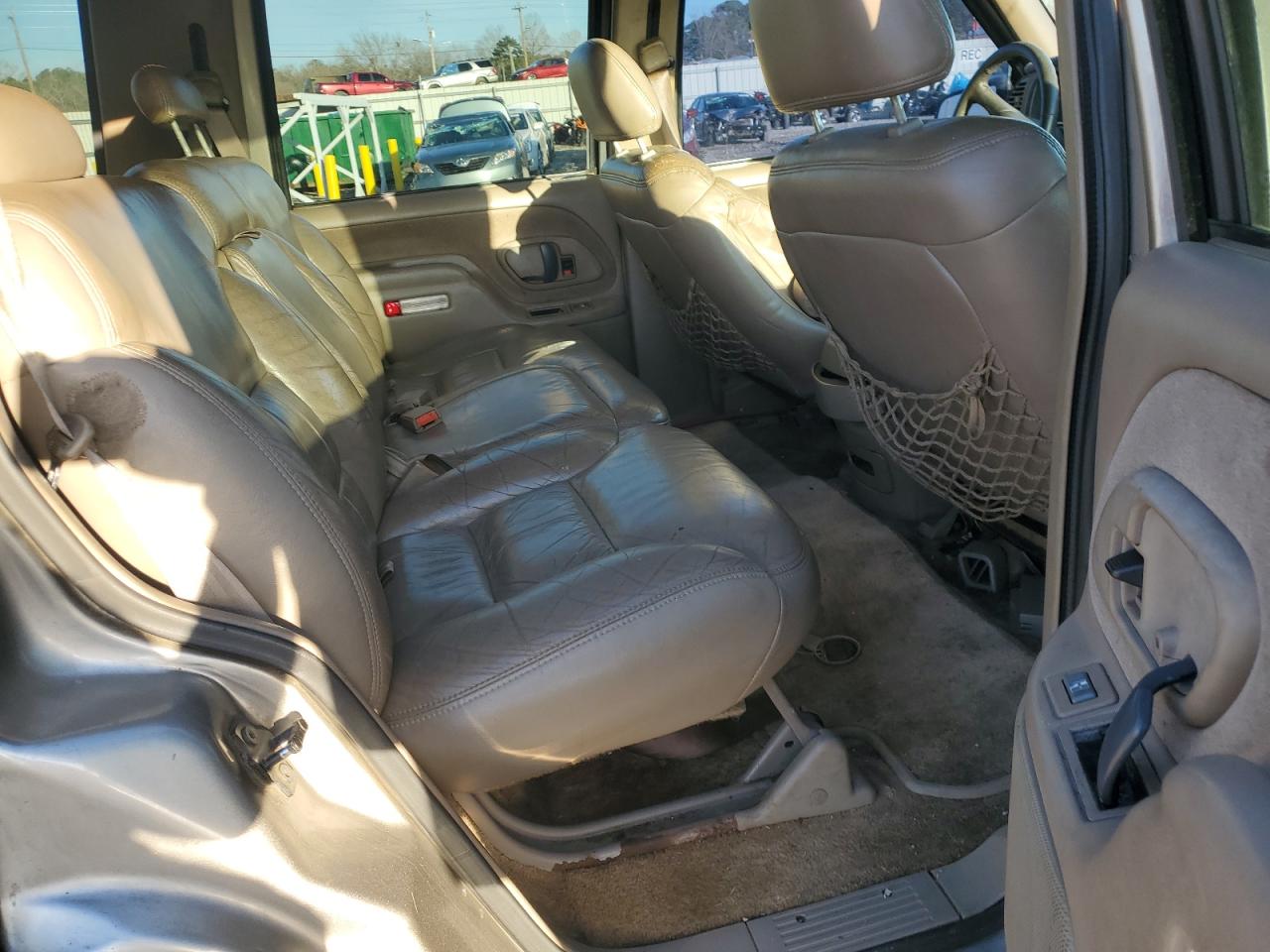 1999 GMC Yukon - Image 11