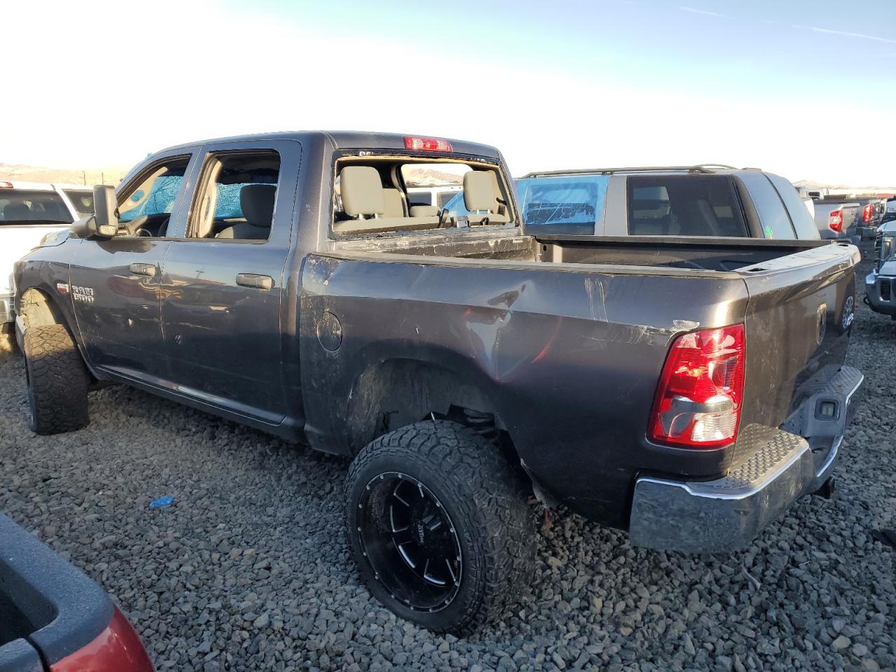 2015 RAM 1500 - Image 2