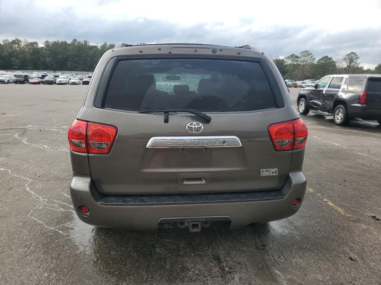 2008 Toyota Sequoia - Image 6