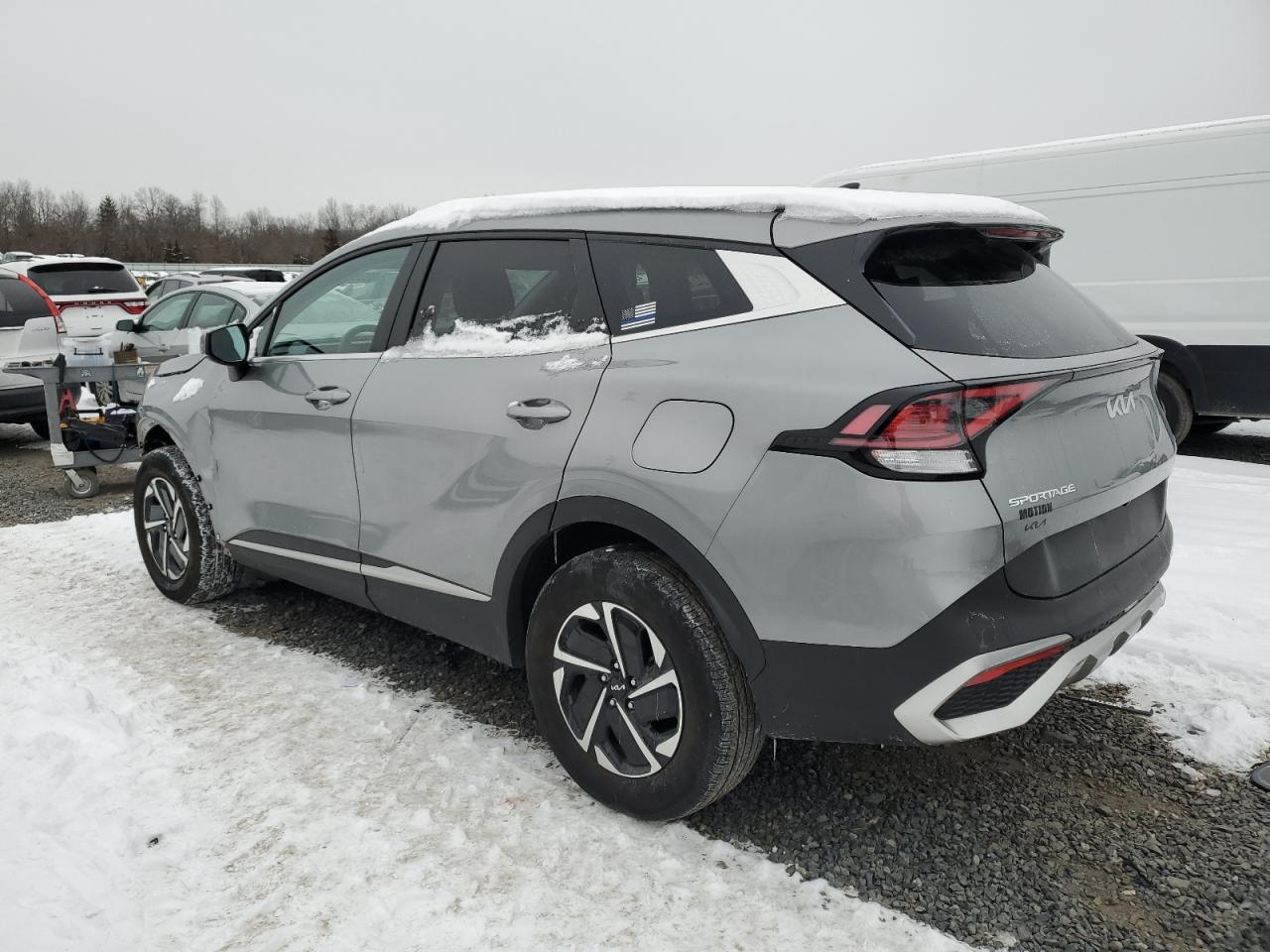 2023 Kia Sportage - Image 2