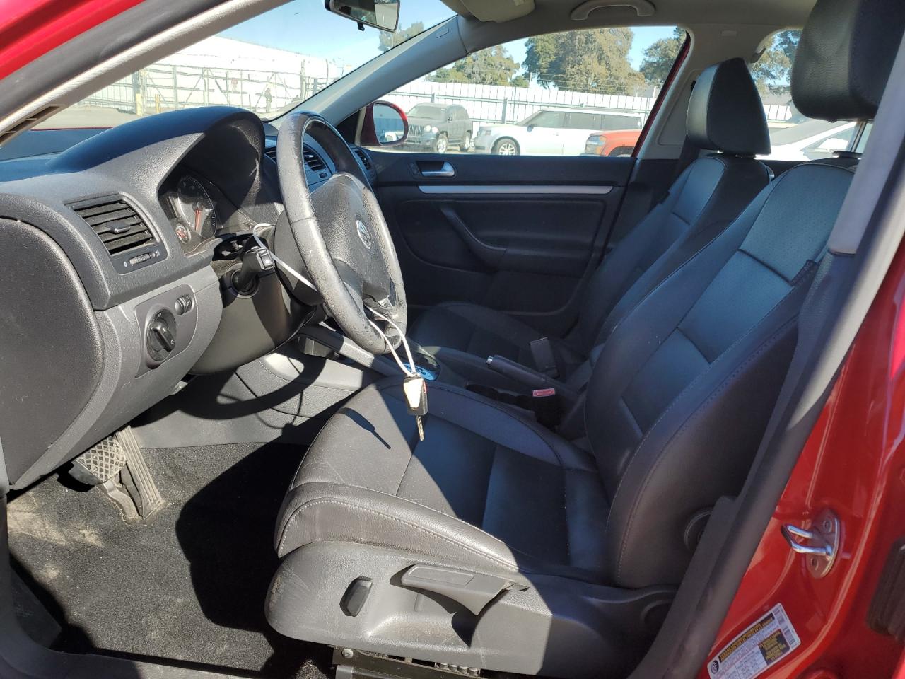 2009 Volkswagen Jetta - Image 7