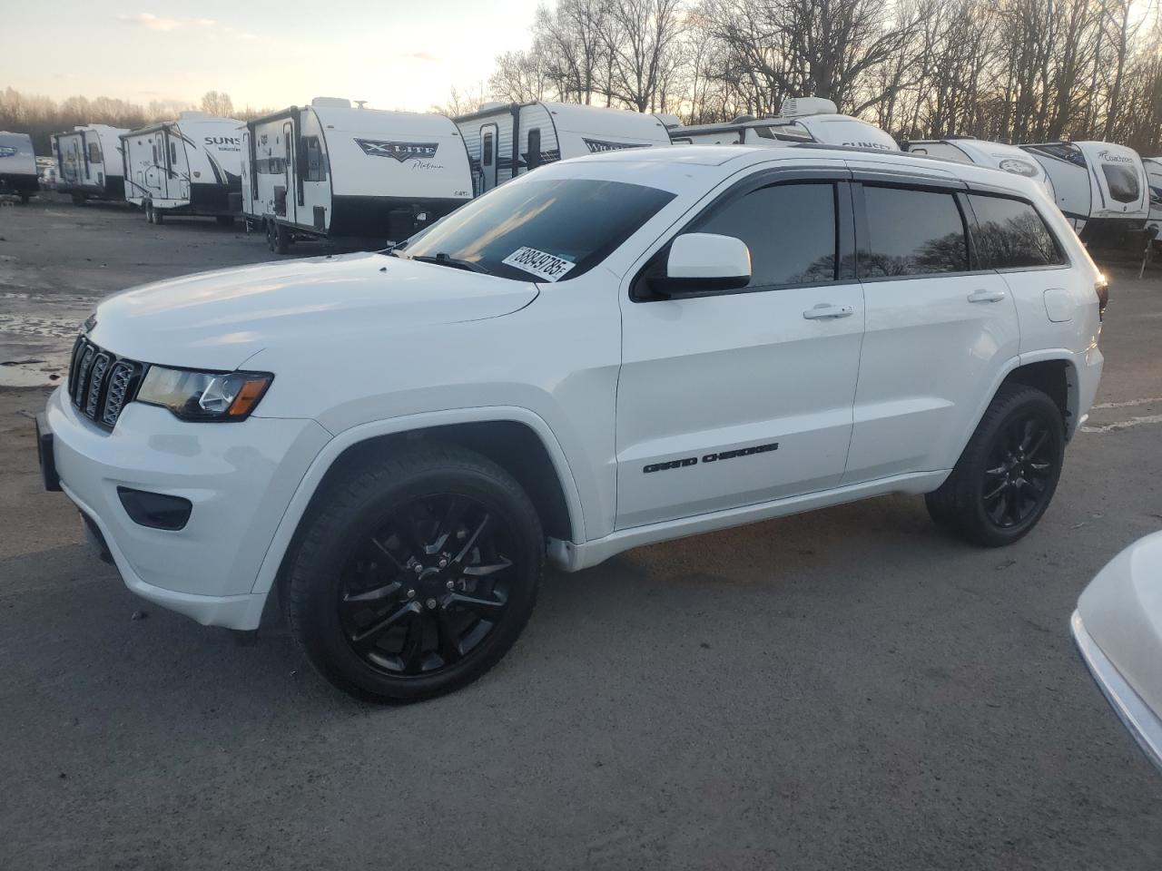 2020 Jeep Grand Cherokee - Image 1