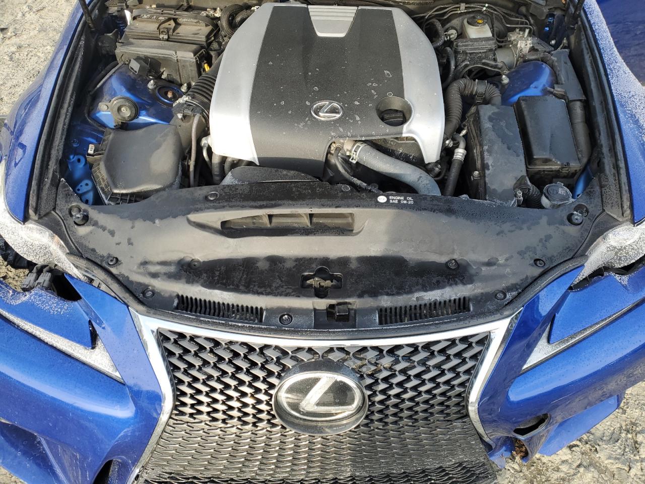 2016 Lexus IS - Image 12