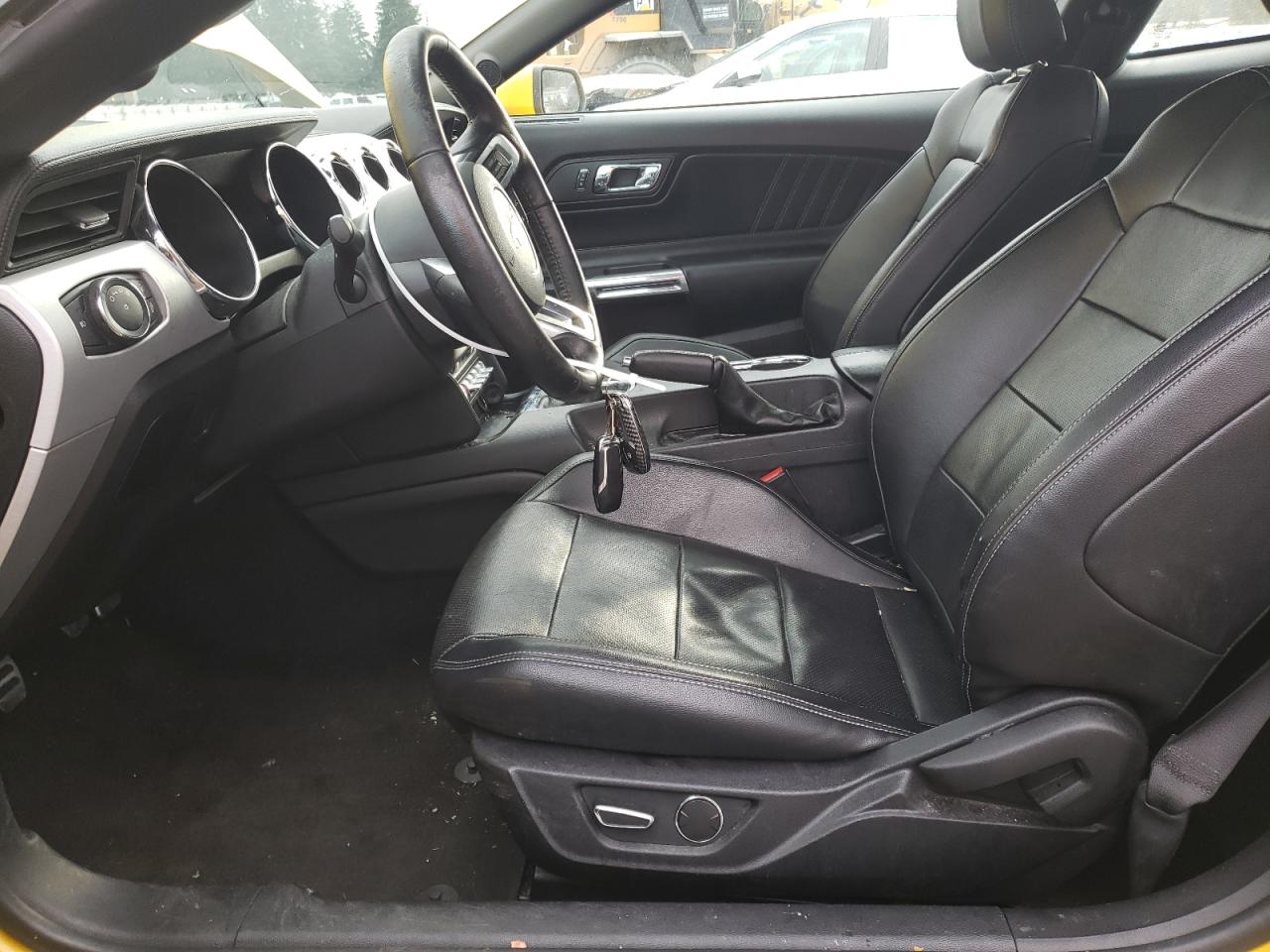 2016 Ford Mustang - Image 7