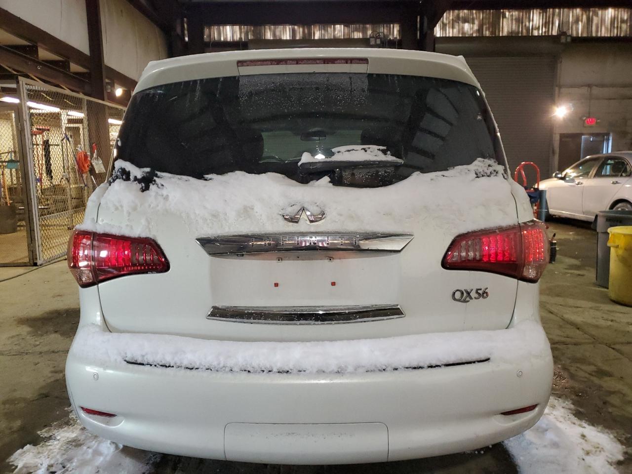 2011 Infiniti QX56 - Image 6