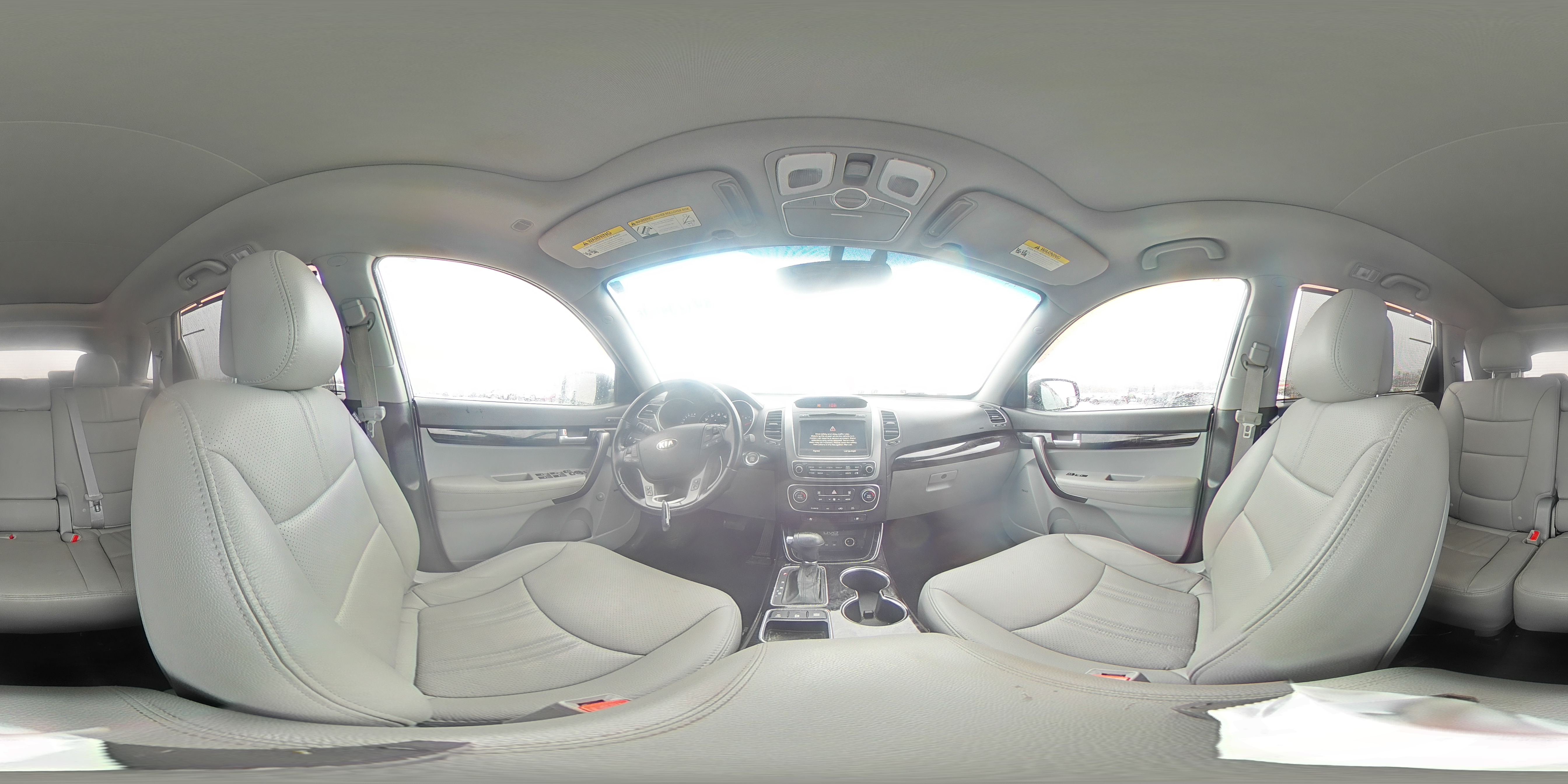2014 Kia Sorento - Image 13