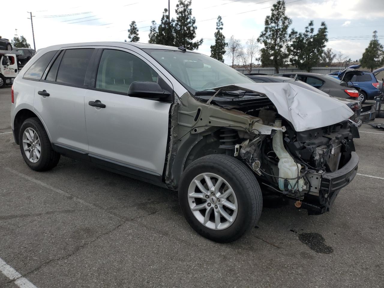 VIN 2FMDK3GC2EBB30828 2014 FORD EDGE no.4