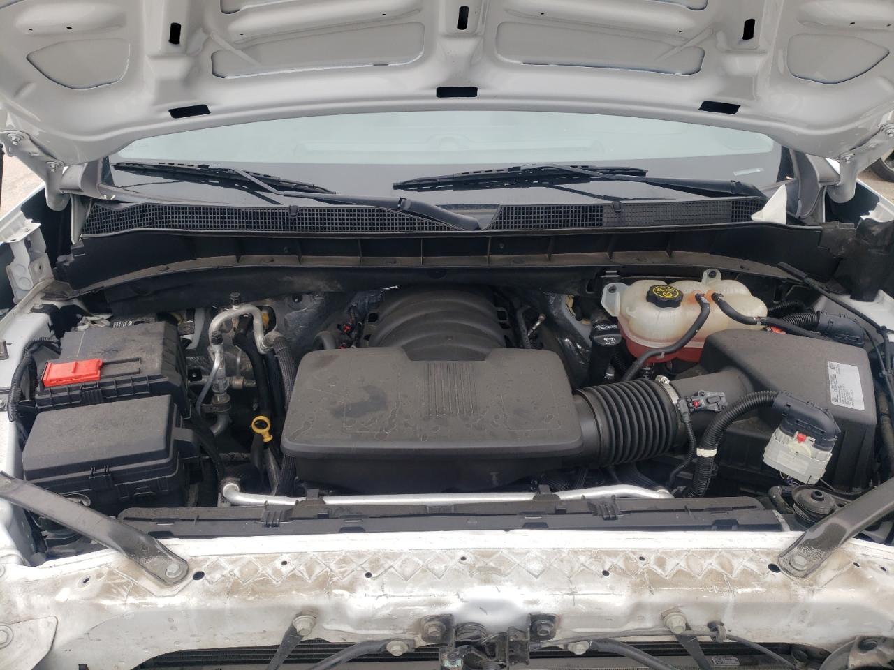 2019 Chevrolet Silverado - Image 11