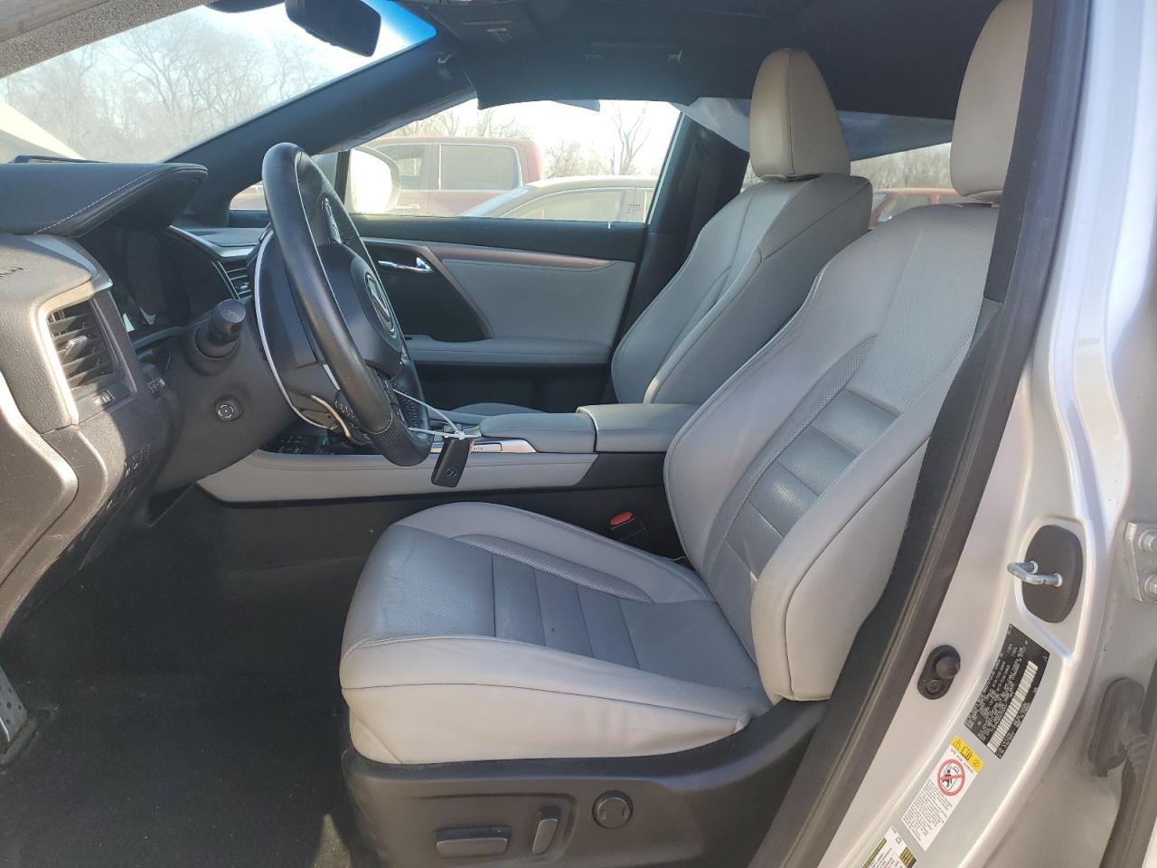 2016 Lexus RX - Image 7