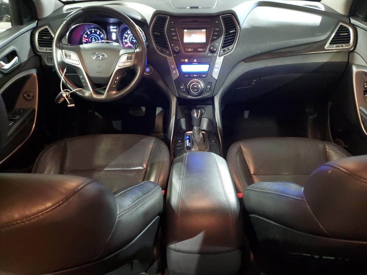2013 Hyundai Santa Fe - Image 8