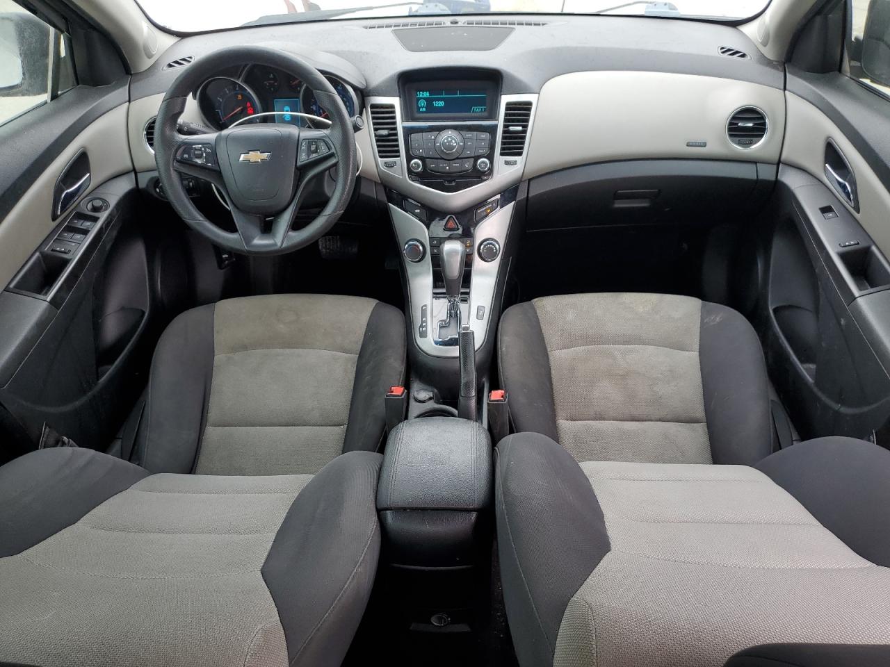 2015 Chevrolet Cruze - Image 8
