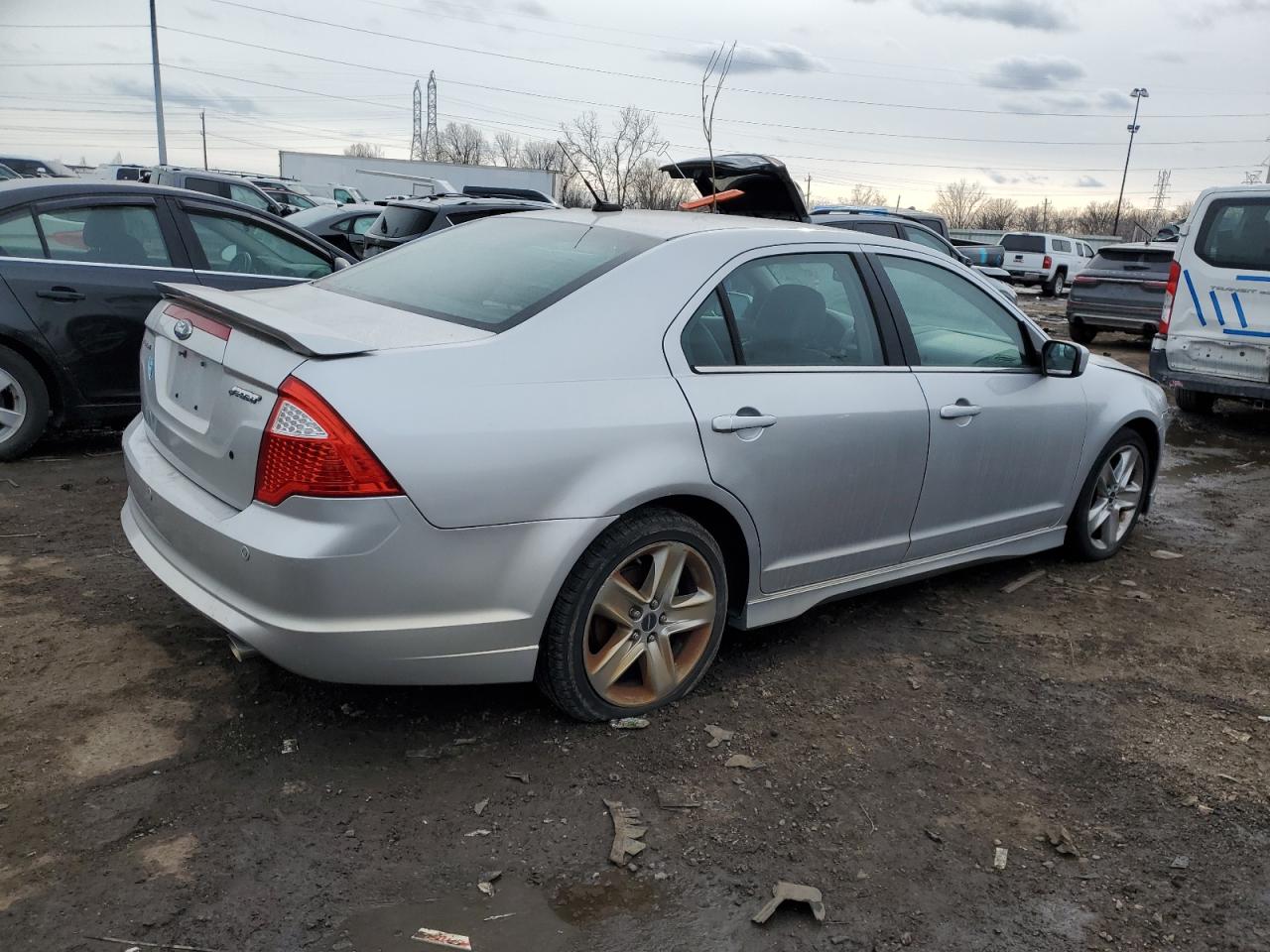 2011 Ford Fusion - Image 3