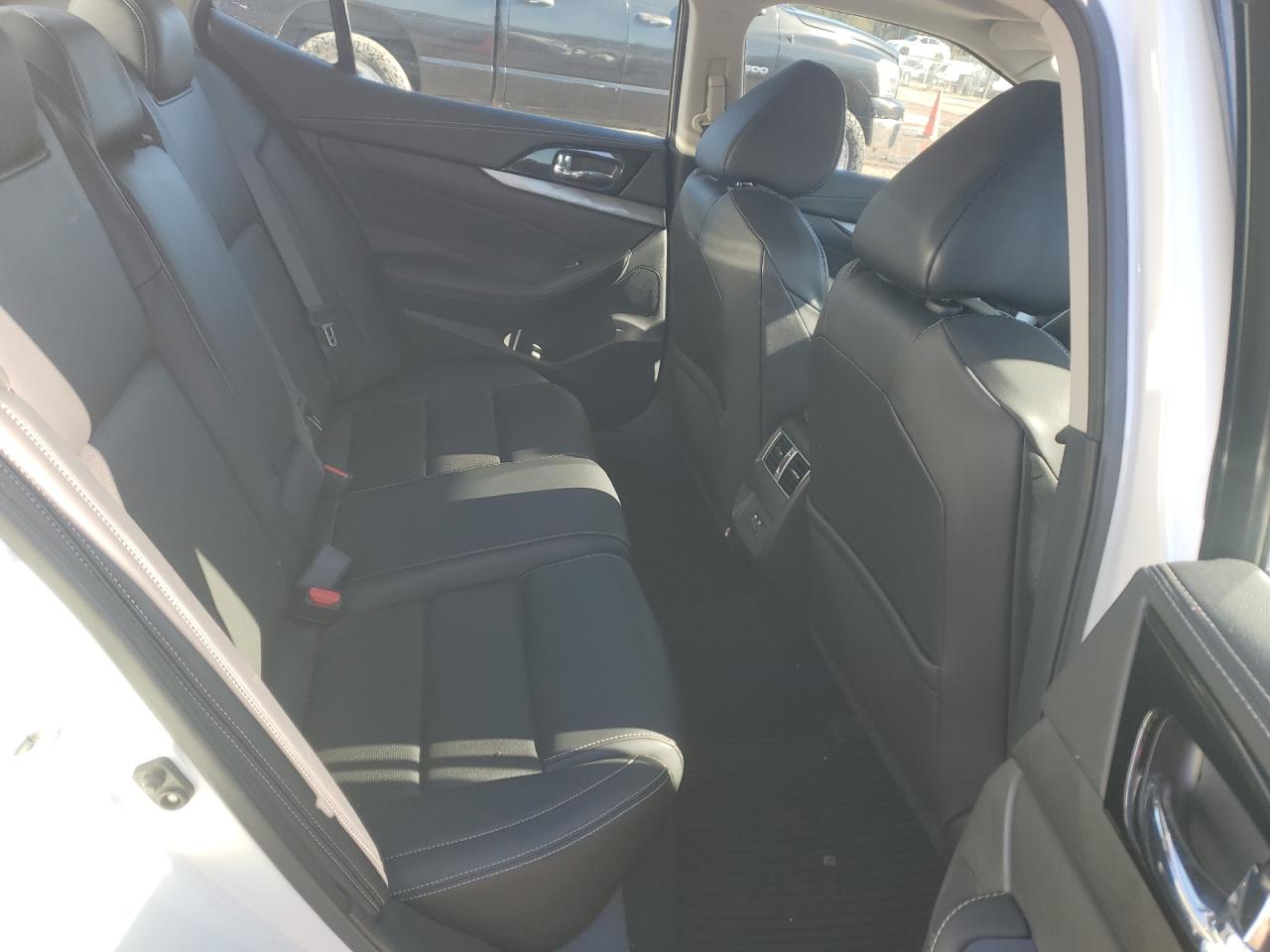 2020 Nissan Maxima - Image 10