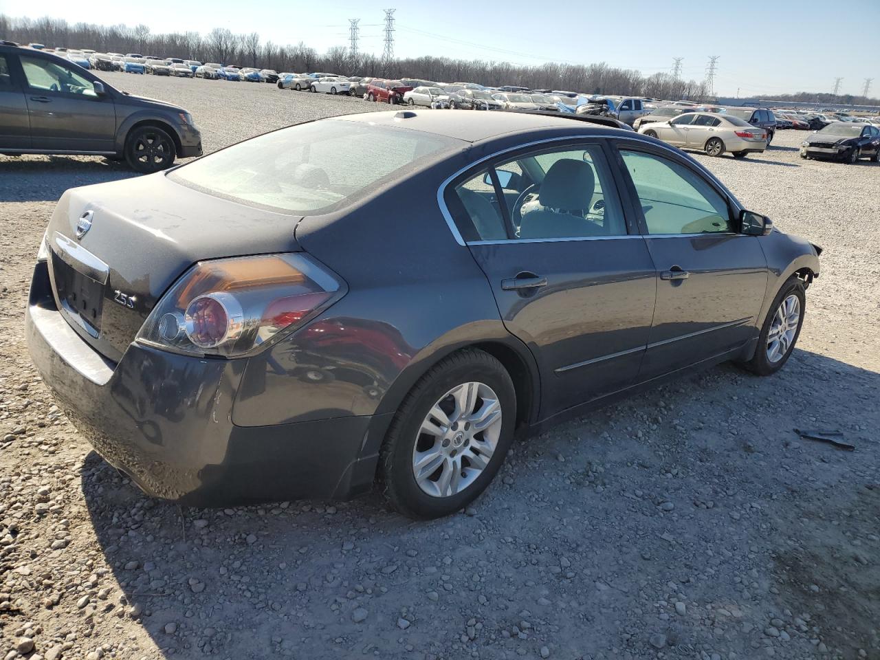 2010 Nissan Altima - Image 3