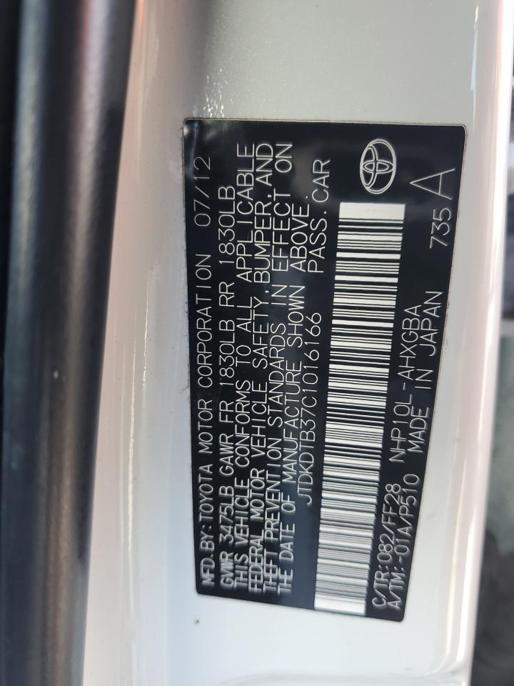 2012 Toyota Prius - Image 14