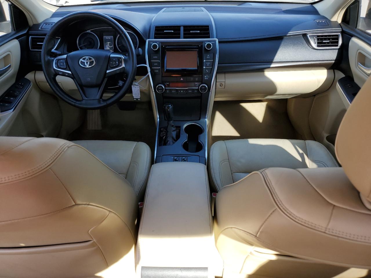 2015 Toyota Camry - Image 8