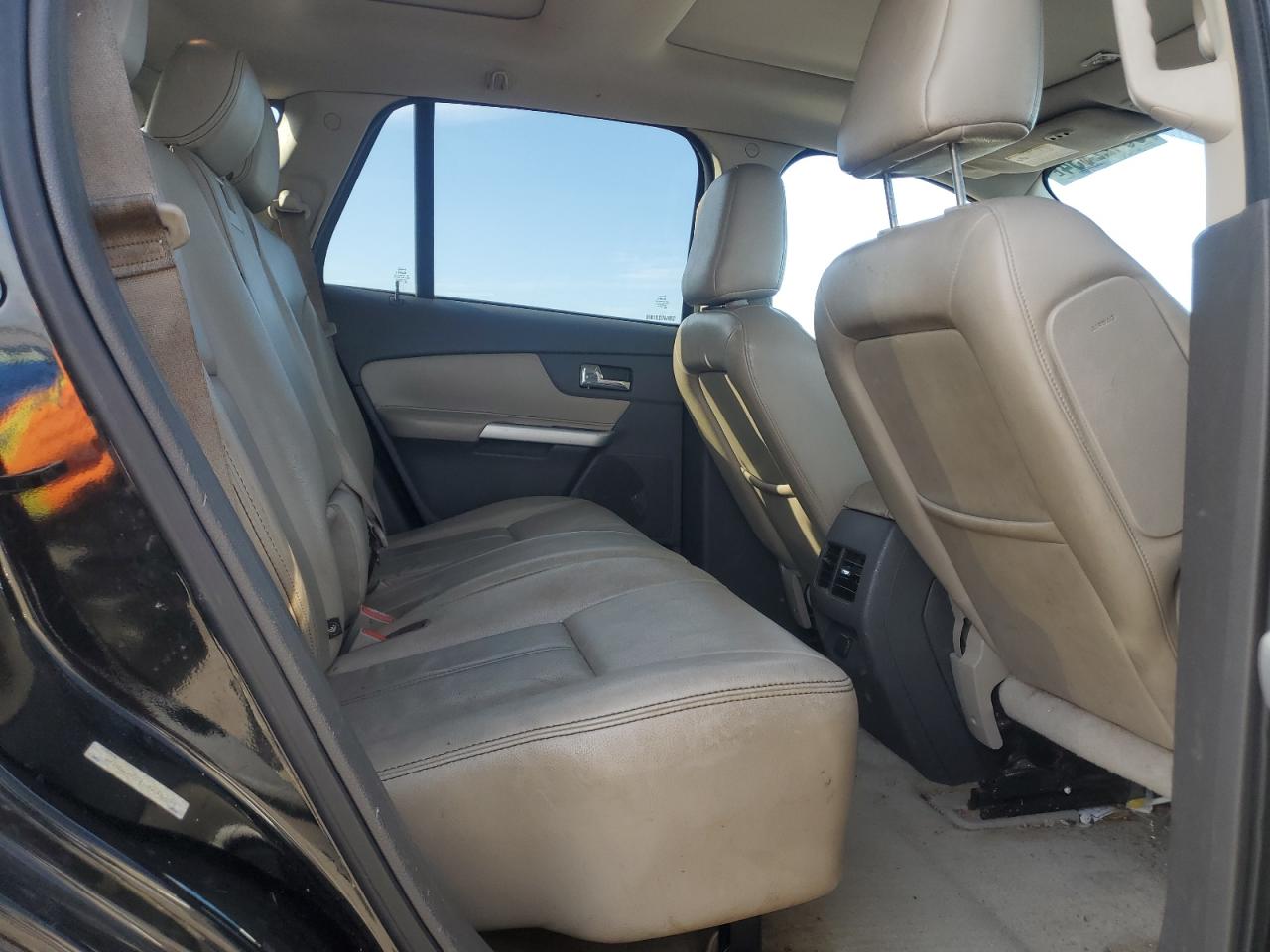 2011 Ford Edge - Image 11