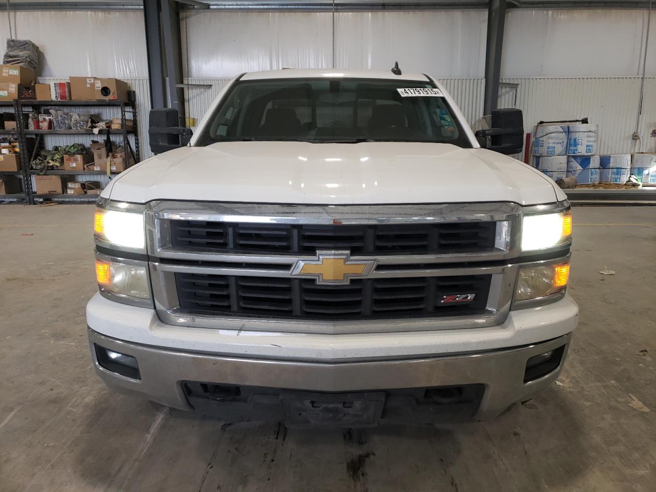 2015 Chevrolet Silverado - Image 5
