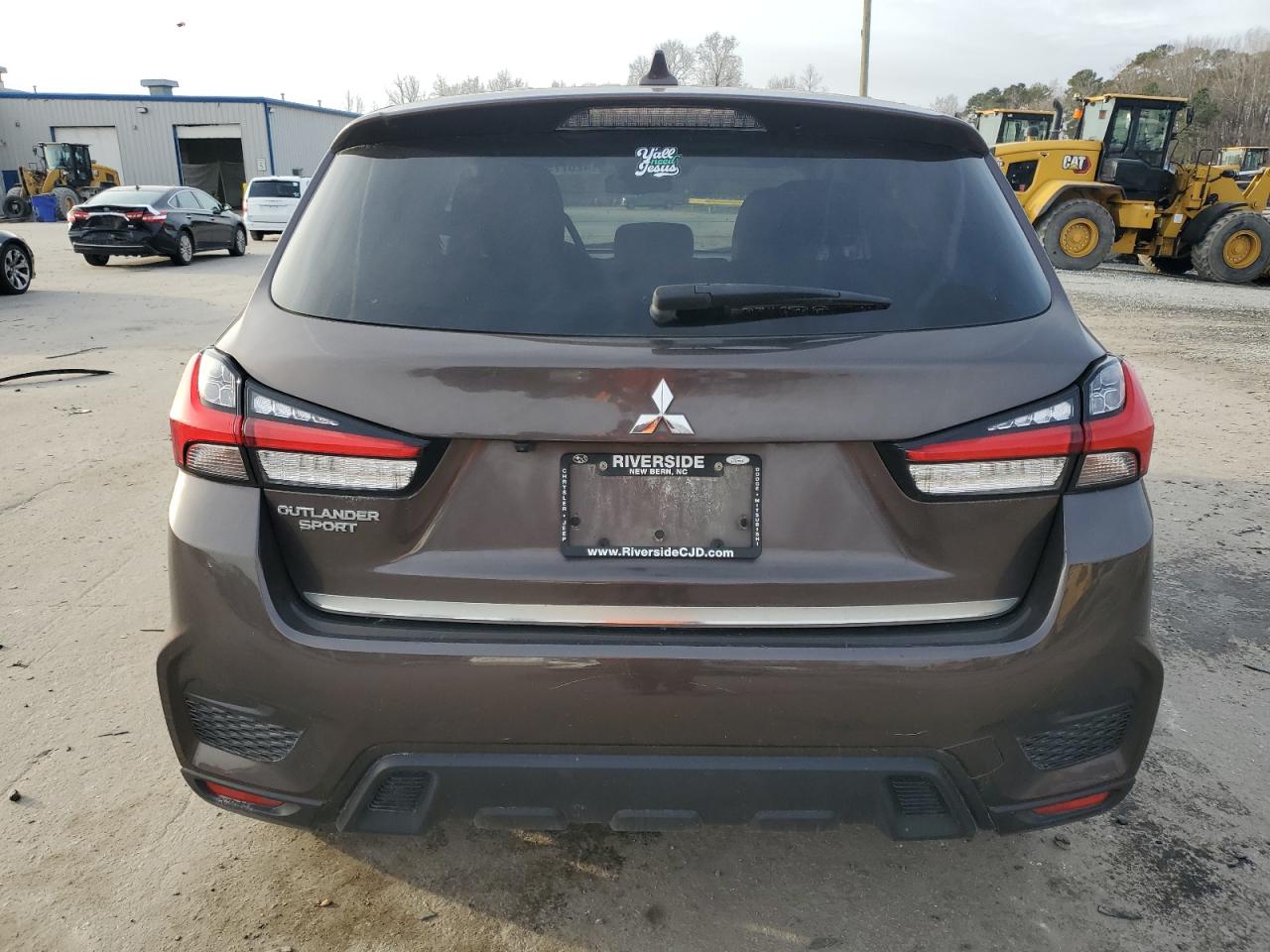2021 Mitsubishi Outlander - Image 6