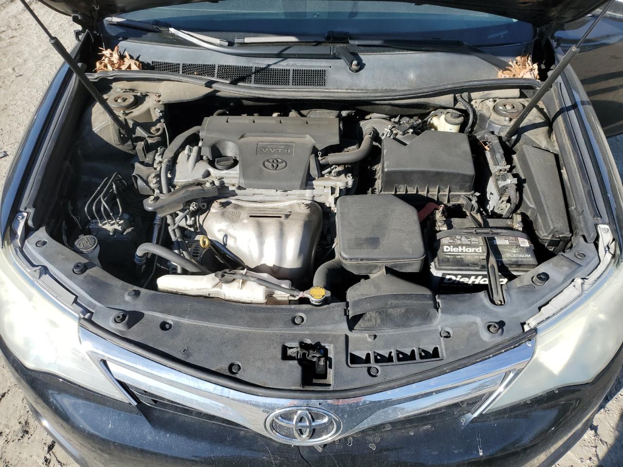 2014 Toyota Camry - Image 11