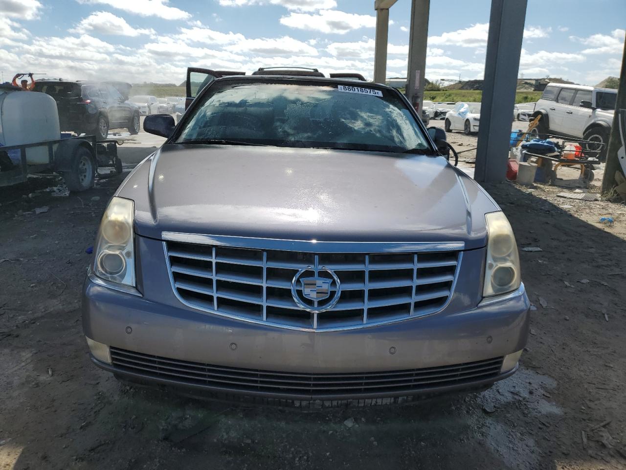 2008 Cadillac DTS - Image 5