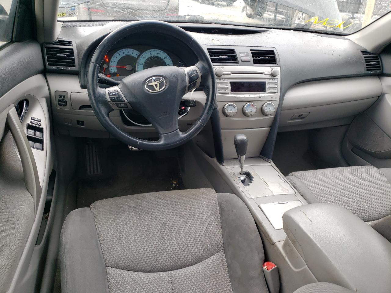 2011 Toyota Camry - Image 8