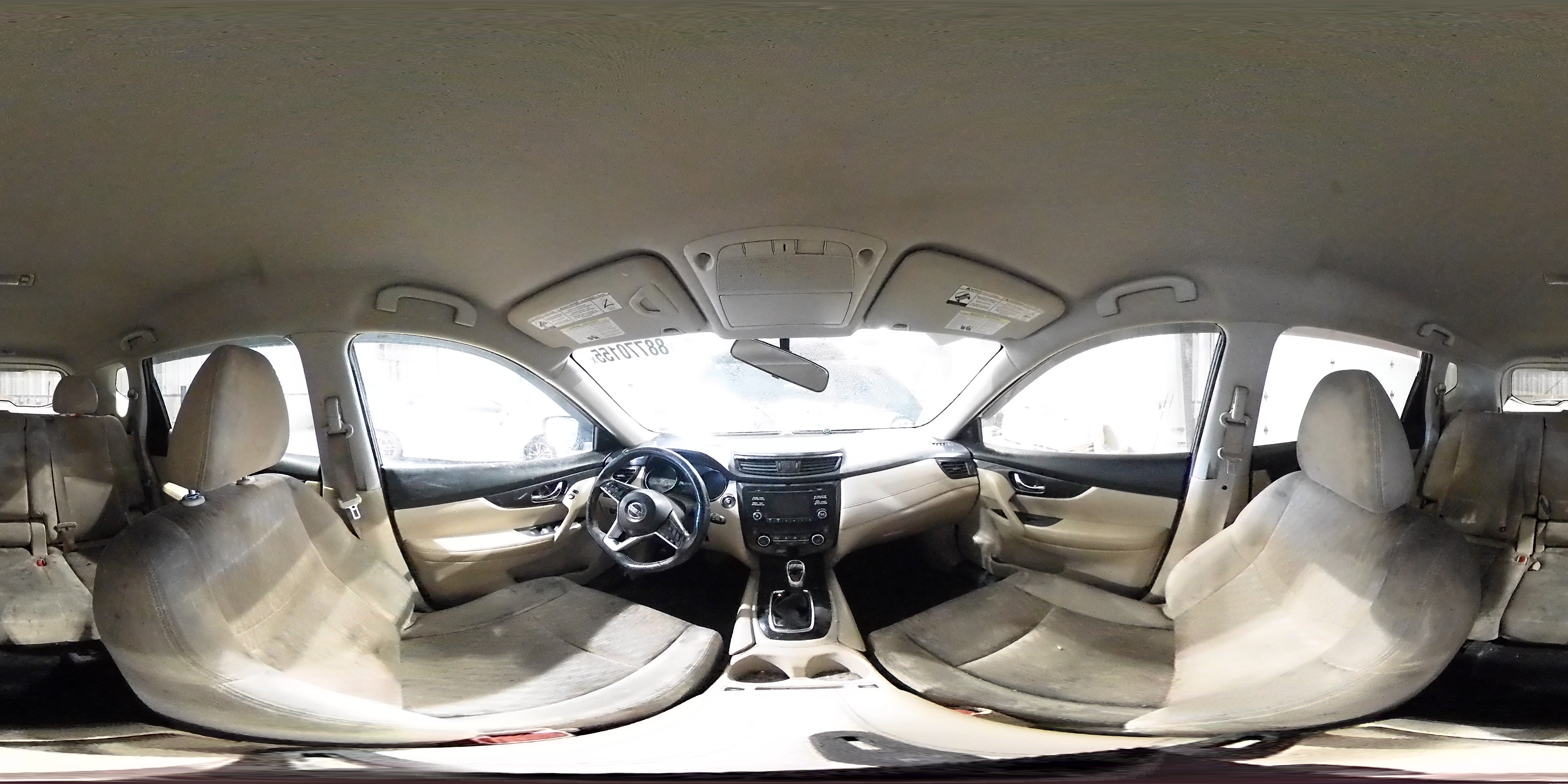 2017 Nissan Rogue - Image 14